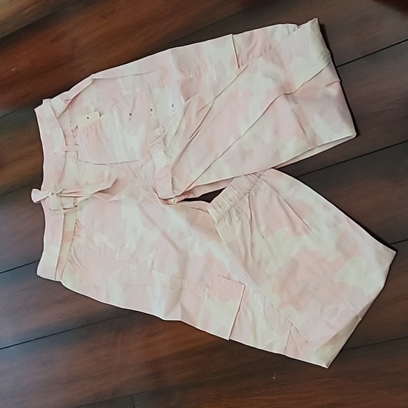 Girl's Belted Pink and White Camo Cargo Pants, Size, 16 - Picture 4 of 4